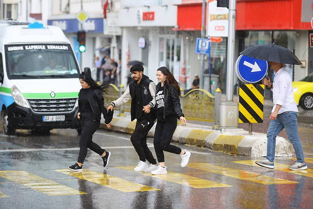 Trakya'da kuvvetli sağanak etkili oldu - Resim: 2